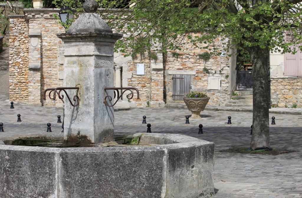 Hostellerie Du Prieure Saint-Prix  ภายนอก รูปภาพ