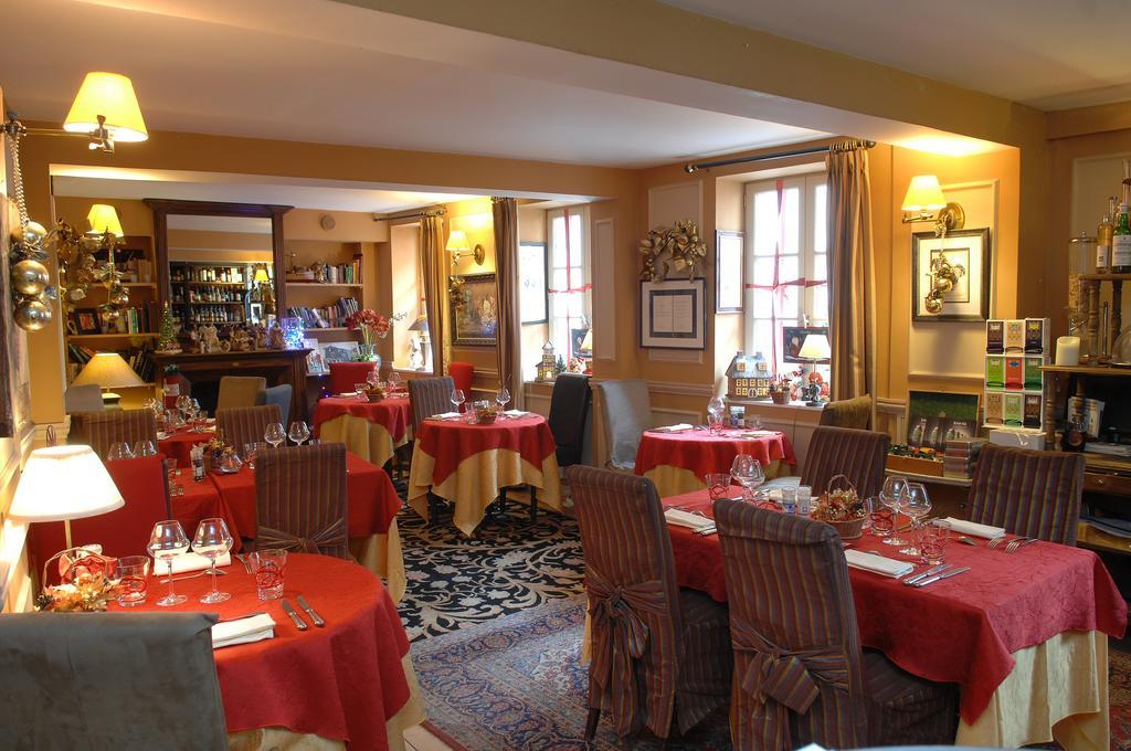 Hostellerie Du Prieure Saint-Prix  ภายนอก รูปภาพ