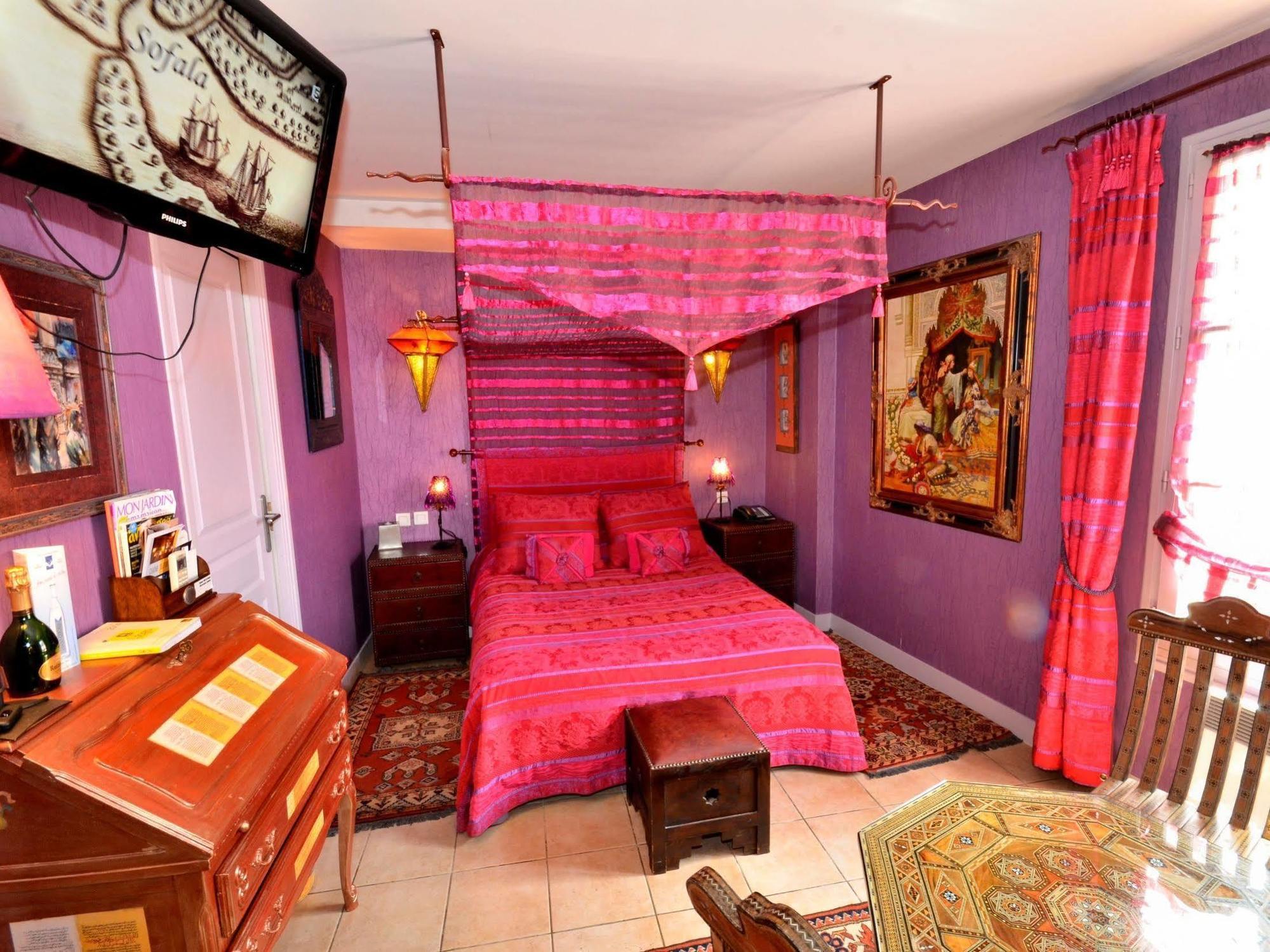 Hostellerie Du Prieure Saint-Prix  ภายนอก รูปภาพ