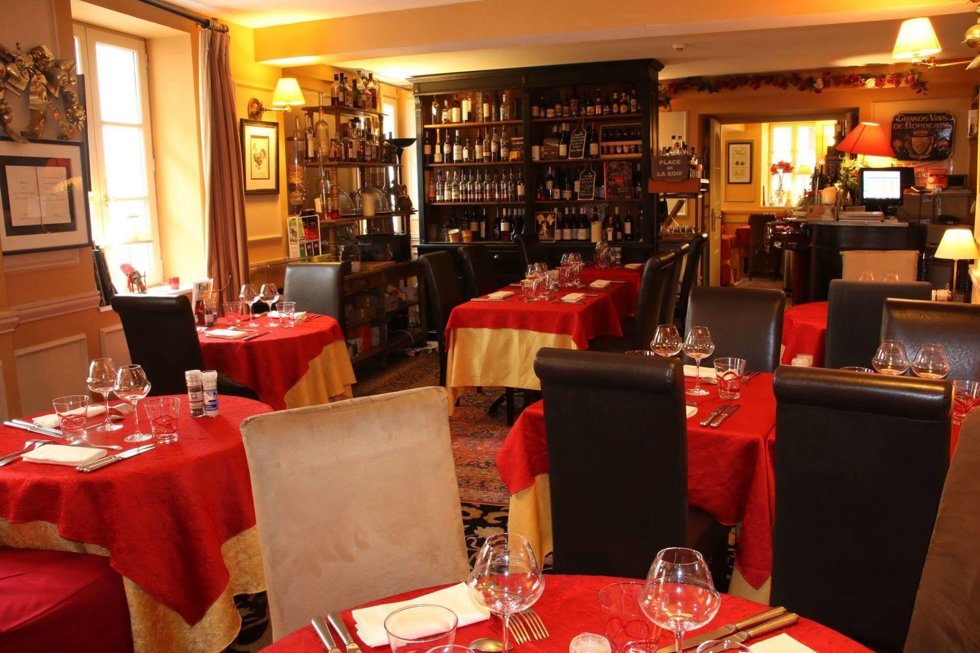 Hostellerie Du Prieure Saint-Prix  ภายนอก รูปภาพ